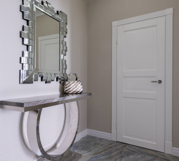 Les miroirs rectangulaires qui transforment votre décoration intérieure